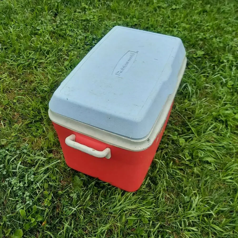 Rubbermaid Gatorade Camping Game Cooler Orange Ice Chest 48 QT Model 1848 USA